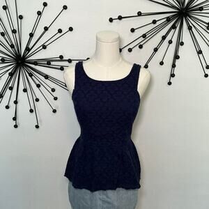 Lilly Pulitzer navy eyelet peplum top sleeveless preppy